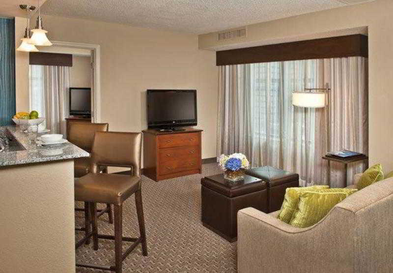 By Marriott Downtown/ Inner Harbor Hotel Baltimore